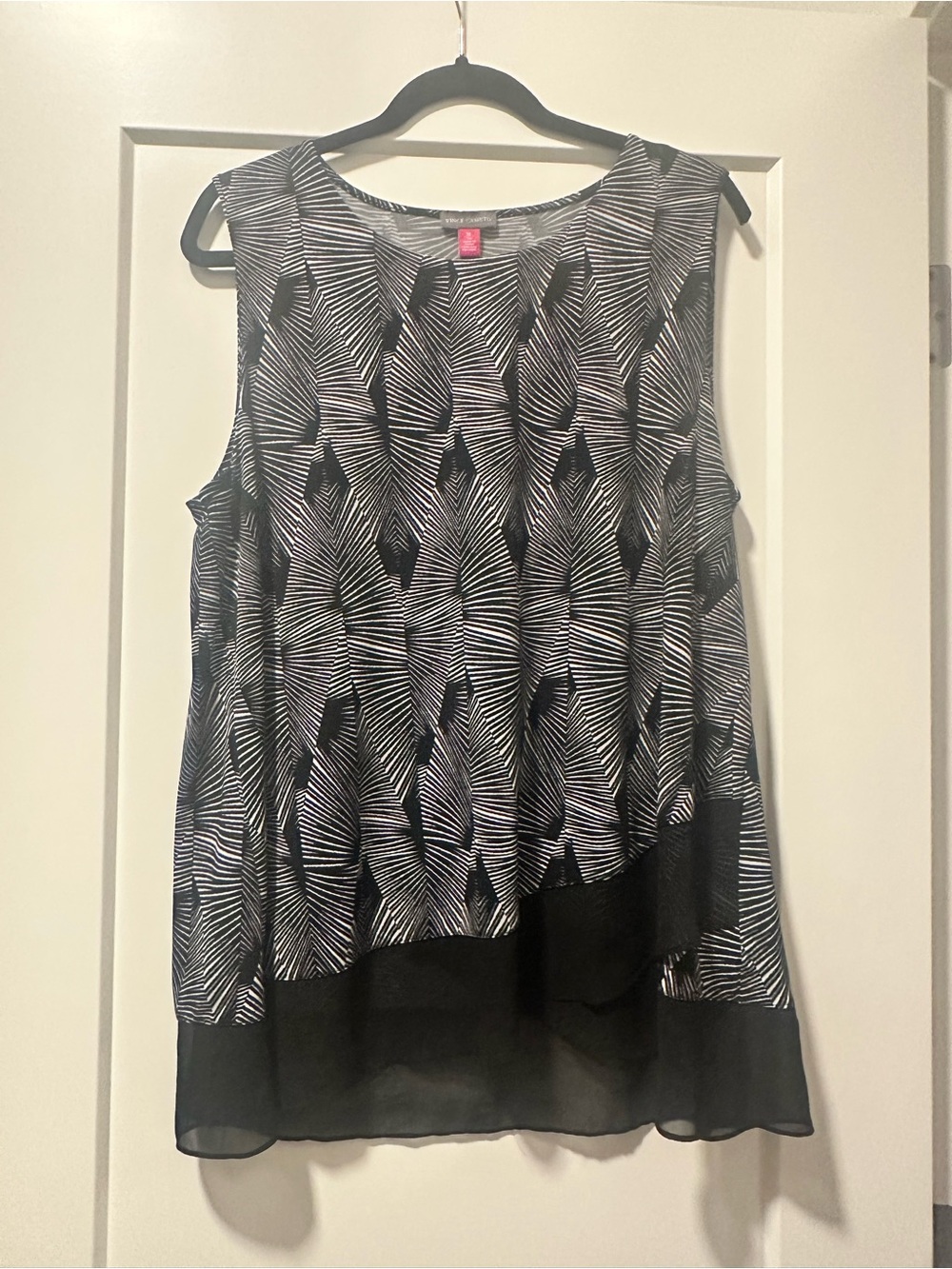 Geometric Black & White Sleeveless Chiffon-Trim Camisole